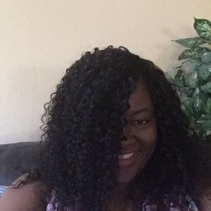 Meet your Posher, Stacey